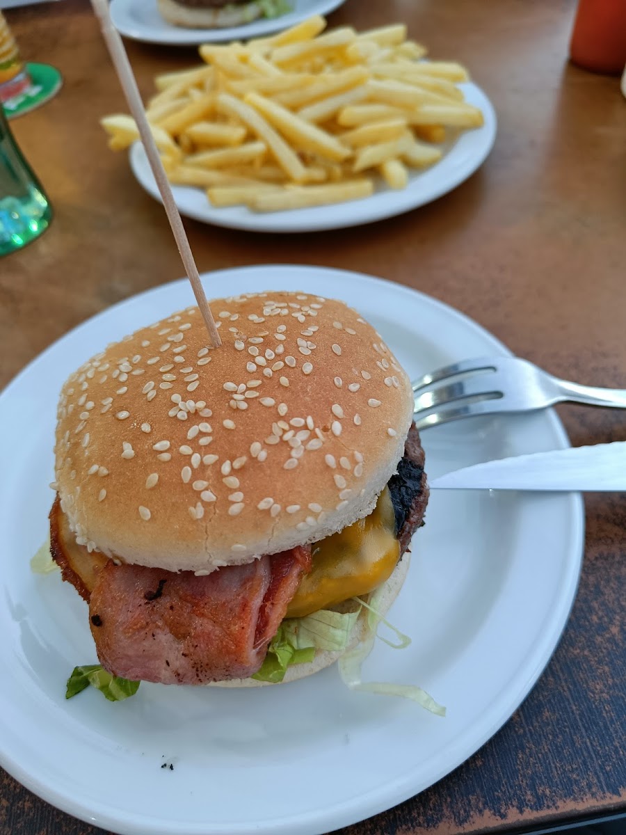 American Burger-3